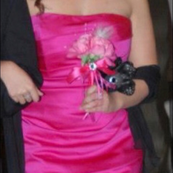 Pink dress - Picture 4 of 4